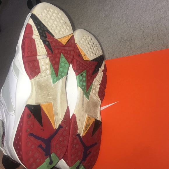 Jordan 7 Retro Hare Size 5.5Y - Picture 4 of 5
